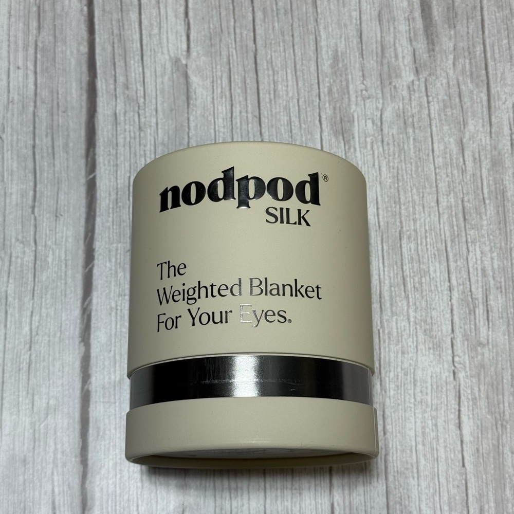 Silk & Velvet Weighted Sleep Mask NODPOD